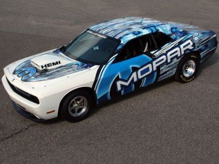 Об игре NHRA Drag Racing